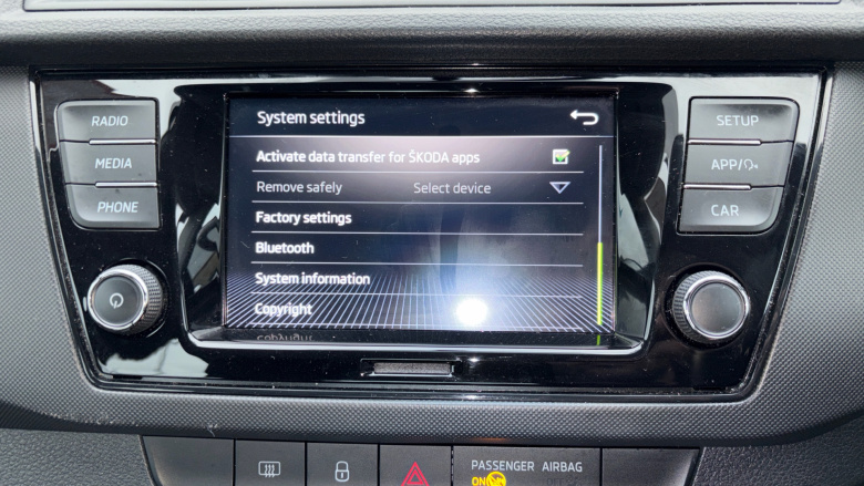 Skoda Fabia 1.0 MPI SE 5dr Petrol Hatchback